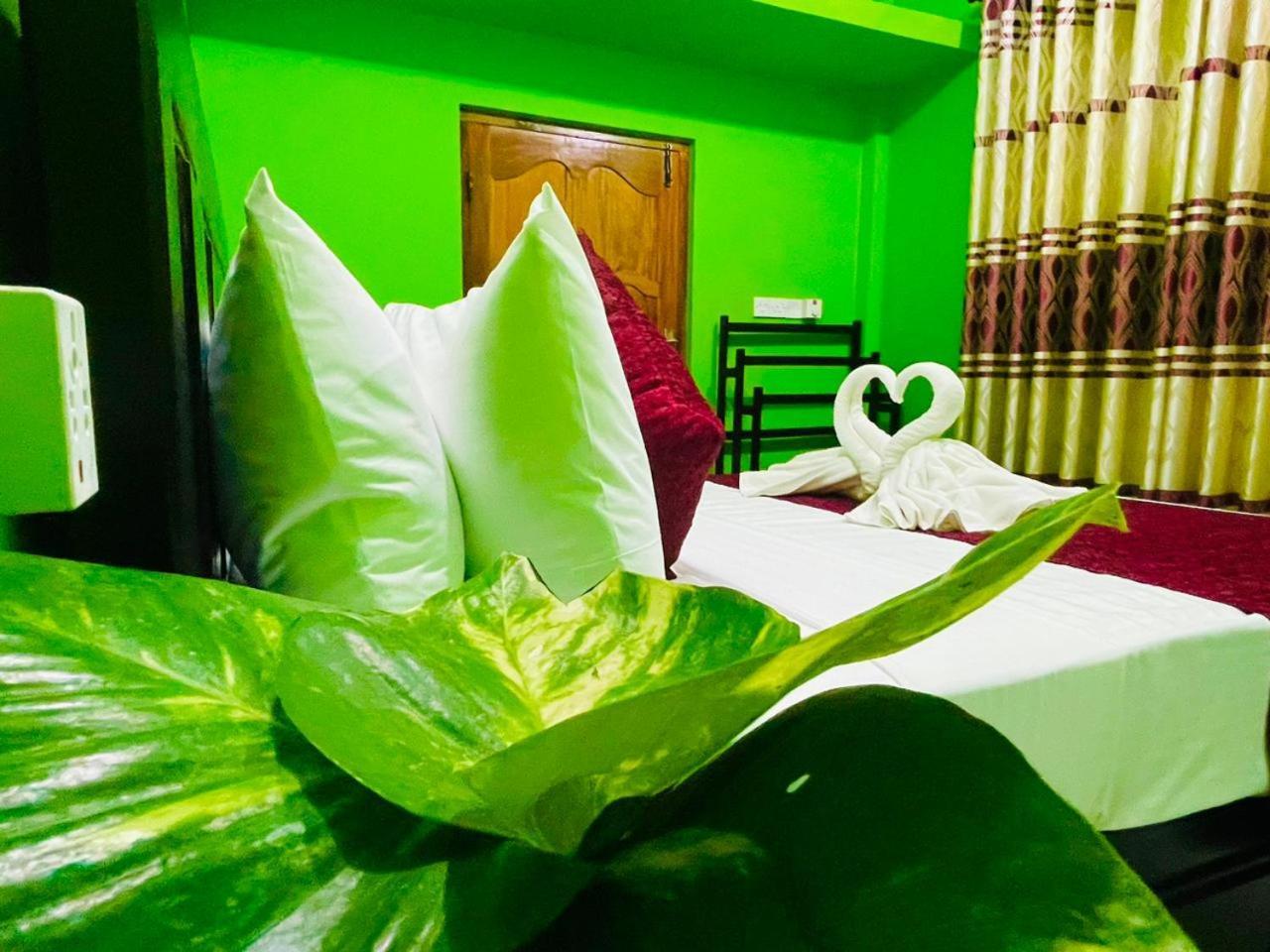 Hema Holiday Villa Trincomalee Exterior photo